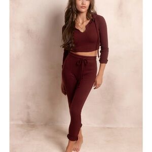 Women's Burgundy Knit Set